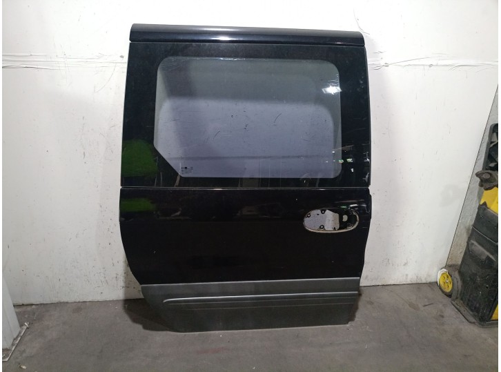 Replacement right sliding side door for Kia Carnival II (GQ) 2.9 CRDi OEM IAM reference K54B72020D K54B72020D 