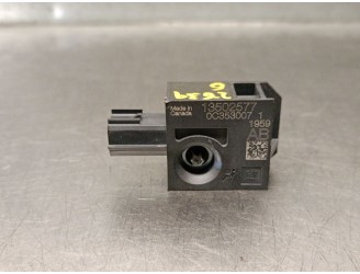 Recambio de sensor impacto para chevrolet cruze (j300) 2.0 cdi referencia OEM IAM 13502577 