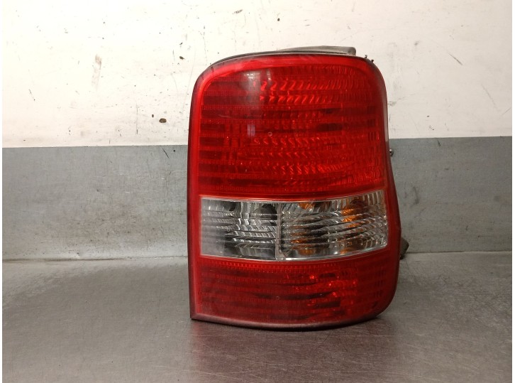 Recambio de piloto trasero derecho para kia carnival ii (gq) 2.9 crdi referencia OEM IAM 3K54A51150 3K54A51150 