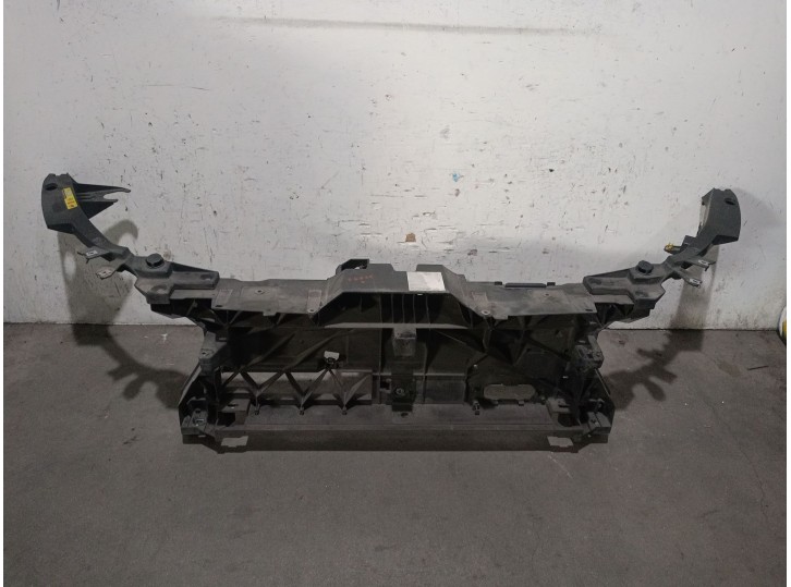 Recambio de panel frontal para opel vivaro c furgoneta (k0) 2.0 referencia OEM IAM 9808290780 9808290780 