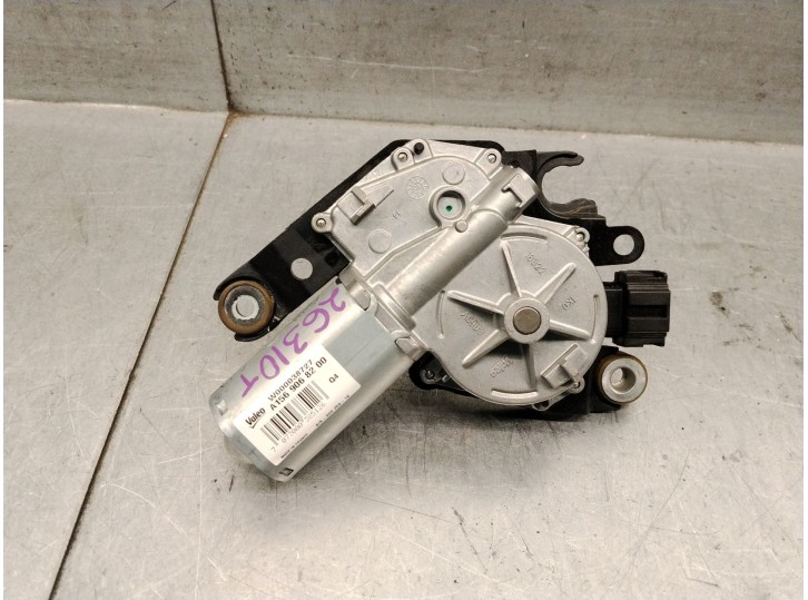 Replacement rear wiper motor for Infiniti QX30 2.2 D AWD OEM IAM reference A1569068200 287105DA0B 