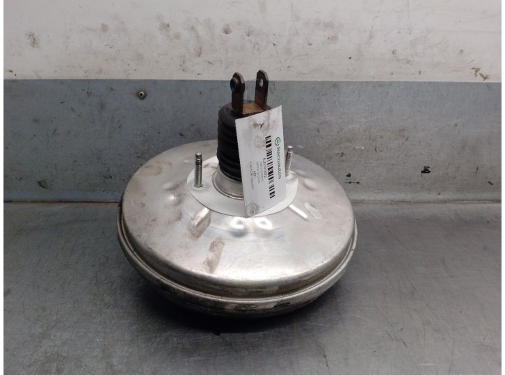 Recambio de servofreno para infiniti qx30 2.2 d awd referencia OEM IAM A0914300030 472105DA9A 