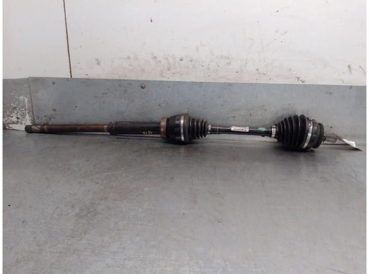 Recambio de transmision delantera derecha para volvo v70 ii (285) 2.4 t referencia OEM IAM P8689220 8252055 