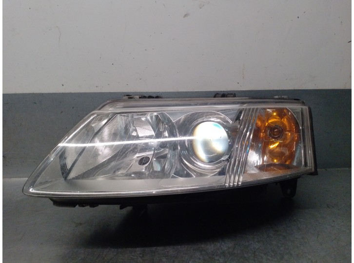 Replacement left headlight for Saab 9-3 (YS3F, E79, D79, D75) 1.9 TiD OEM IAM reference 12799346 12799346 