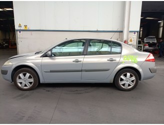 renault megane ii sedan (lm0/1_) from year 2004