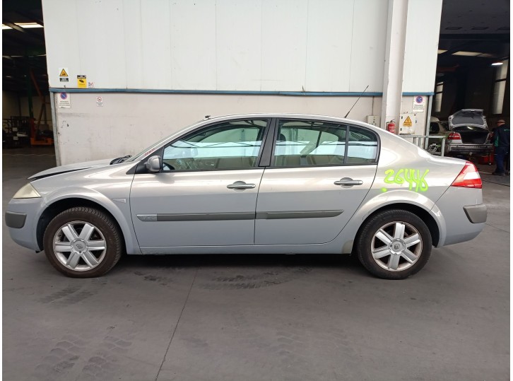 renault megane ii sedan (lm0/1_) from year 2004