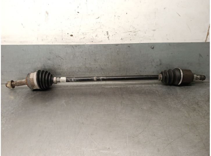 Replacement front right driveshaft for Nissan Almera II Hatchback (N16) 1.5 OEM IAM reference 39100BM580 39100BM580 