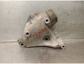 SOPORTE MOTOR 8200025937 