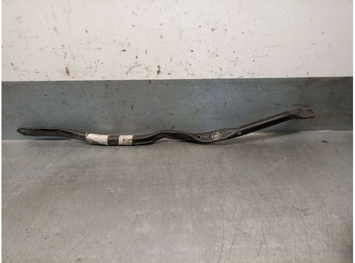 Replacement right front strut for BMW 1 Convertible (E88) 118 i OEM IAM reference 51617135648 51617135648 
