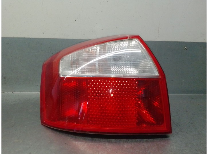 Recambio de piloto trasero izquierdo para audi a4 b6 (8e2) 1.8 t referencia OEM IAM 8E5945217 8E5945217 