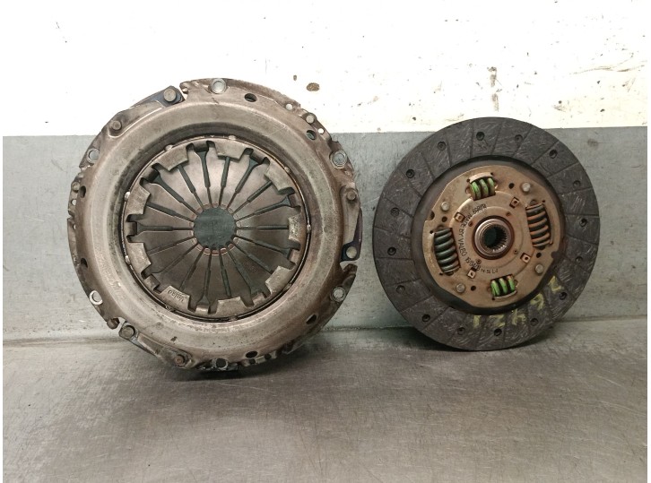 Recambio de kit embrague para volvo s40 i (644) 1.8 referencia OEM IAM 272414 272414 