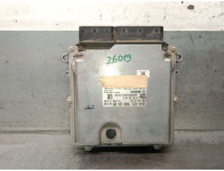 CENTRALITA MOTOR UCE A6519006401 A6519006401 0281030556