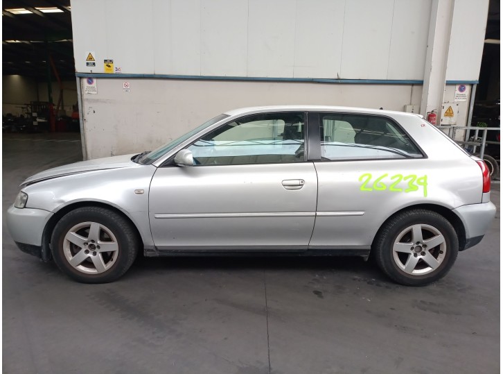 audi a3 (8l1) del año 2001
