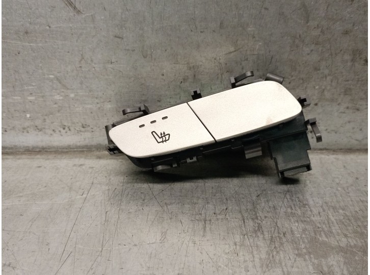 Replacement switch for Mercedes-Benz GLC (X253) 220 d 4-Matic (253.905, 253.903) OEM IAM reference A2139057302 A213905730
