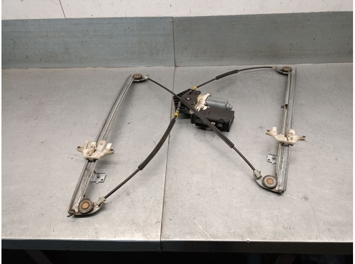 Recambio de elevalunas delantero izquierdo para peugeot 807 (eb_) 2.2 hdi referencia OEM IAM 1485312080 922377 