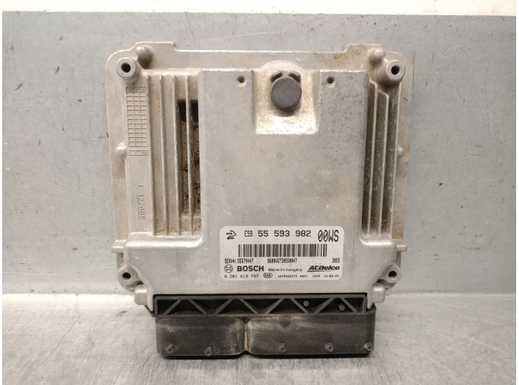Replacement engine ECU for Opel Corsa C (X01) 1.3 CDTi (F08, F68) OEM IAM reference 55593982 0281019797