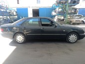 mercedes-benz clase e (w210) del año 1996