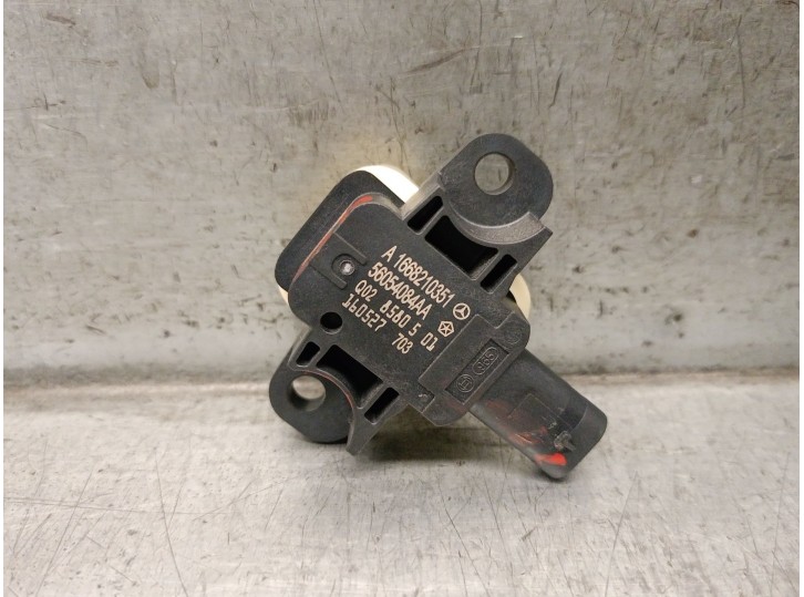 Replacement impact sensor for Infiniti QX30 2.2 D AWD OEM IAM reference A1668210351 56054084AA