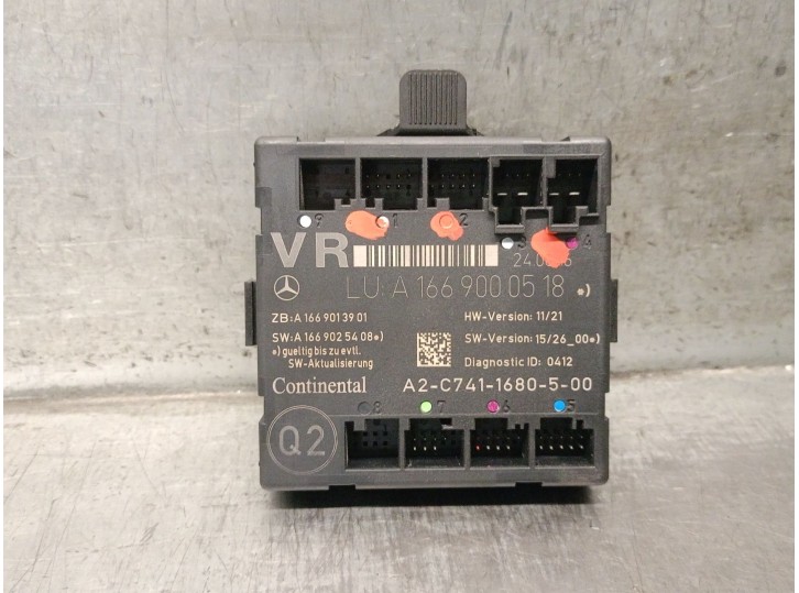 Replacement central locking control unit for Infiniti QX30 2.2 D AWD OEM IAM reference A1669000518 A2C7411680500