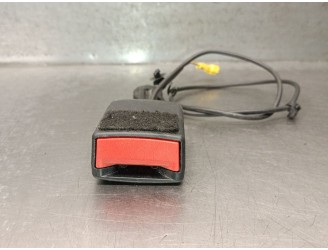 ENGANCHE CINTURON DELANTERO DERECHO A2468600269 868425DA0A 