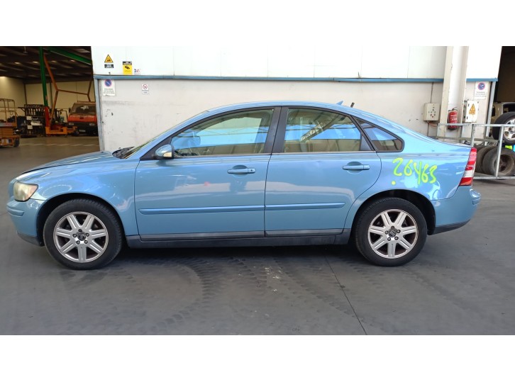 Volvo S40 II (544) from the year 2004