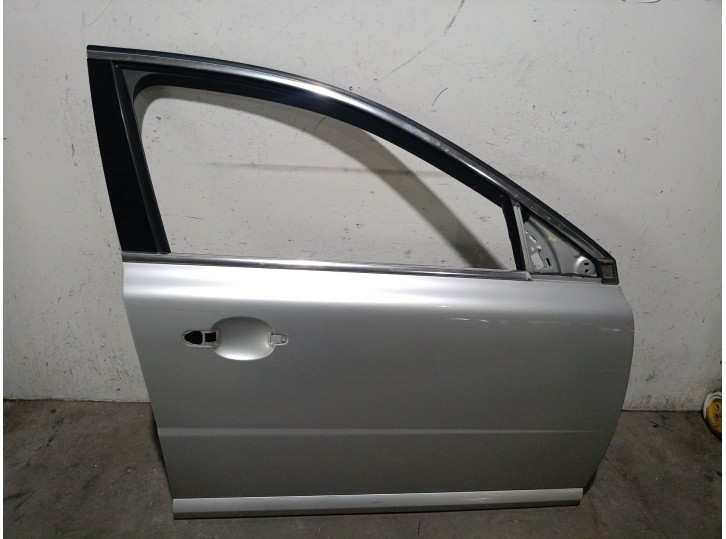 Recambio de puerta delantera derecha para volvo s80 ii (124) 2.5 t referencia OEM IAM 31335589 31335589 