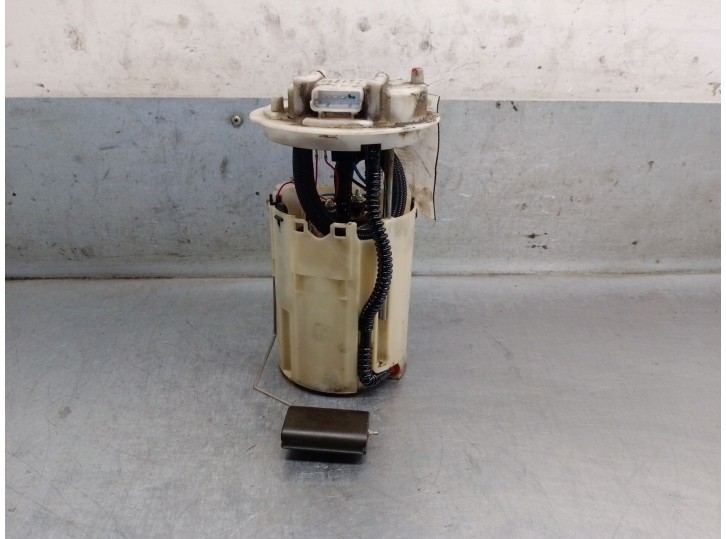 Replacement fuel level sender for Alfa Romeo 147 (937_) 1.9 JTD (937.AXD1A, 937.BXD1A) OEM IAM reference 46833708 46833708 05803