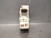 Replacement front left window switch for Toyota RAV 4 II (_A2_) 2.0 D 4WD (CLA20_, CLA21_) OEM IAM reference 84820
