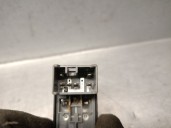Replacement front right window switch for Daewoo Lacetti hatchback (KLAN) 1.6 OEM IAM reference 96615375 96615375 
