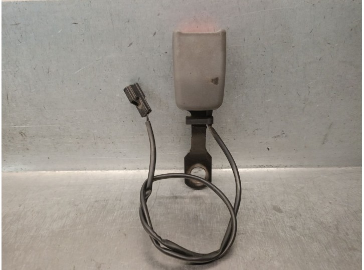 Replacement front left seatbelt buckle for Daewoo Lacetti Hatchback (KLAN) 1.6 OEM IAM reference 96405842 96405842 