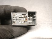 Replacement rear right window lifter switch for Daewoo Lacetti Hatchback (KLAN) 1.6 OEM IAM reference 96615394 96615394 