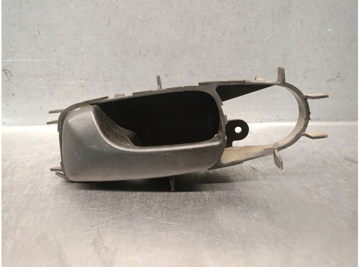 Replacement rear left interior door handle for Daewoo Lacetti Hatchback (KLAN) 1.6 OEM IAM reference 96548094 96548094 