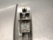 Replacement rear left window switch for Daewoo Lacetti Hatchback (KLAN) 1.6 OEM IAM reference 96615392 96615392 