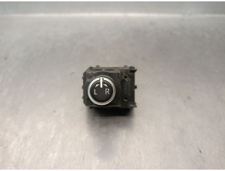Replacement mirror control for Toyota Corolla Sedan (_E21_) 1.8 VVTi Hybrid (ZWE211, MZEA12) OEM IAM reference 183912 848720