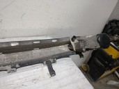Recambio de refuerzo paragolpes trasero para audi a4 b5 (8d2) 2.5 tdi referencia OEM IAM 