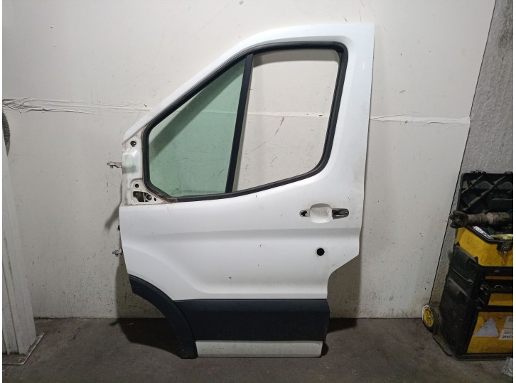 Replacement front left door for Ford Transit V363 Van (FCD, FDD) 2.0 EcoBlue OEM IAM reference 2522814 252281