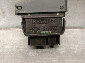 Replacement rear left window lift switch for Renault Megane I Coach (DA0/1_) 1.6 E (DA0F) OEM IAM reference 7700838102 7