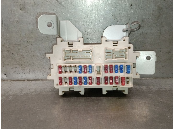 Recambio de caja reles / fusibles para nissan murano i (z50) 3.5 4x4 referencia OEM IAM AM60A 
