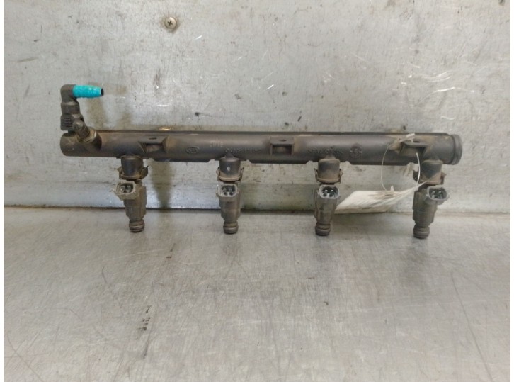 Recambio de rampa inyectora para kia shuma ii (fb) 1.6 referencia OEM IAM 0K30E13150 0K30E13150 