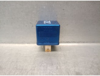 Recambio de rele para audi a4 b5 (8d2) 2.5 tdi referencia OEM IAM 8A0951253 