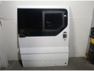 RIGHT SLIDING SIDE DOOR M9R 