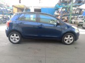 toyota yaris (_p9_) from the year 2006