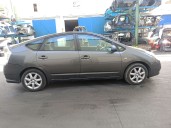 toyota prius liftback (_w2_) from the year 2006