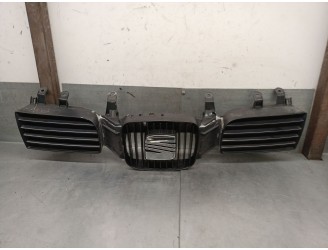 Recambio de rejilla delantera para seat leon (1m1) 1.6 16 v referencia OEM IAM 1M0853653 1M0853653D 