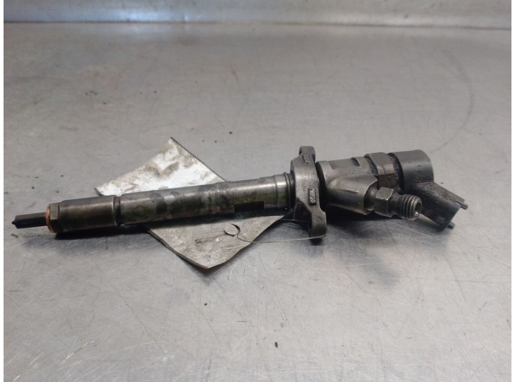 Recambio de inyector para citroën c4 coupé (la_) 1.6 hdi referencia OEM IAM 0445110239 0445110239