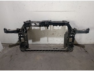 Recambio de panel frontal para ssangyong tivoli 1.6 xdi 160 referencia OEM IAM 673910 