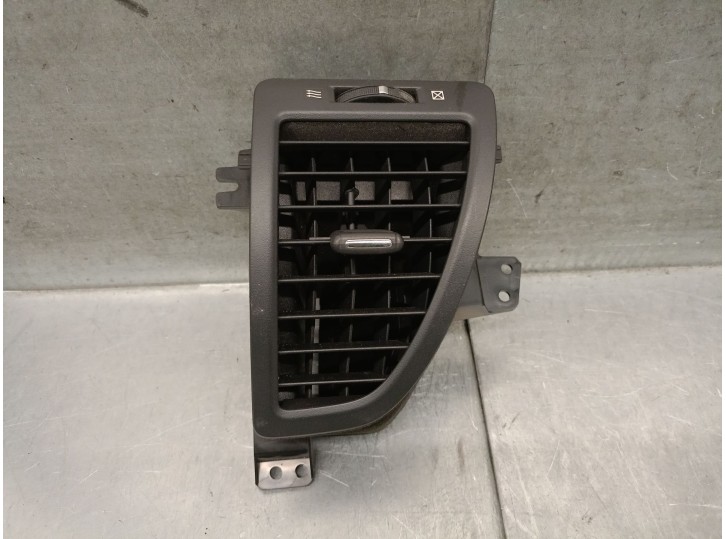 Recambio de aireador para infiniti fx 37 awd referencia OEM IAM 687611CA0A 687611CA0B 