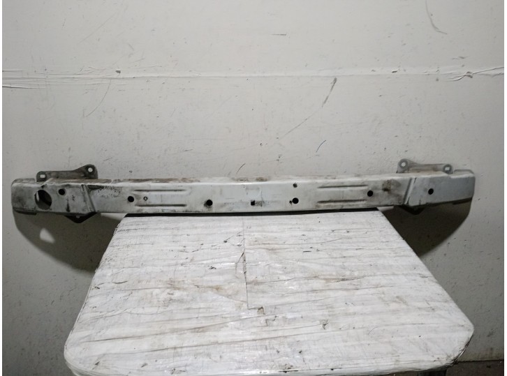 Replacement front bumper reinforcement for Renault Master II van (FD) 2.5 dCi 120 OEM IAM reference 7782253244 778225
