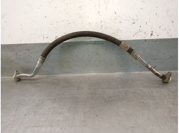 Replacement air conditioning hoses for Volvo V60 I (155) D5 OEM IAM reference 31332152 