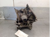 Replacement engine mount for Saab 9-3 station wagon (E50) 1.9 TiD OEM IAM reference 55187676 55210530 